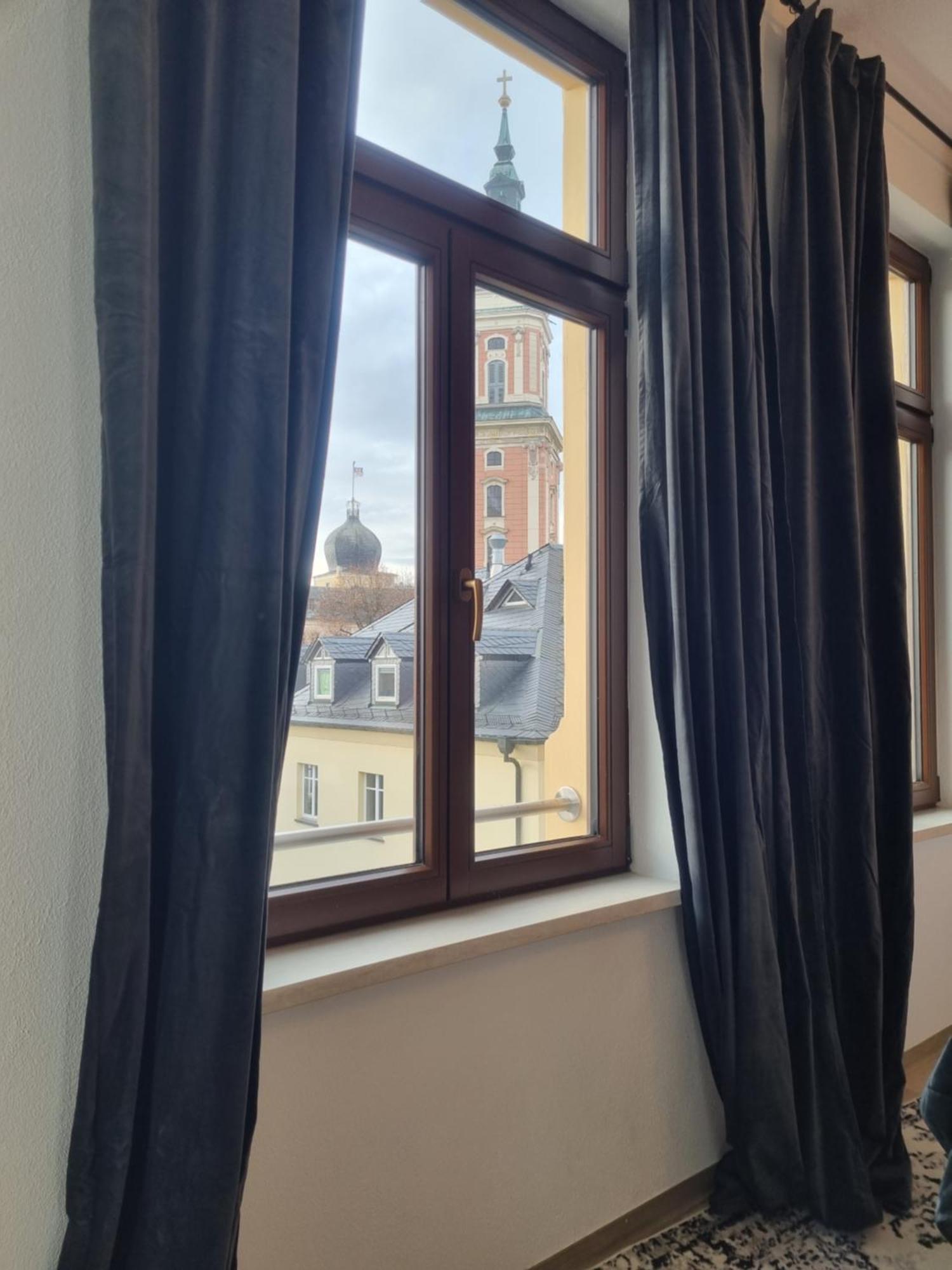 Maremar - Design Maisonette Altstadt - 4 Pers - 57Qm - Luxus Boxspringbett - Kueche - Arbeitsplatz - Privater Parkplatz Greiz Exterior foto